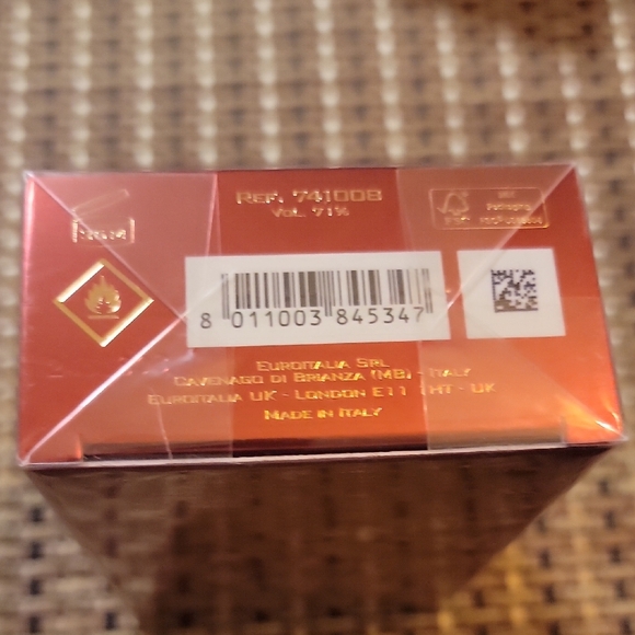 Versace Eros Flame Eau de Parfum 50ml 1.7oz - Picture 4 of 5